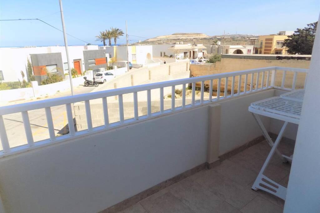 Sunshine Holiday Apartment 5 With Spectacular Seaviews St. Paul's Bay Exterior photo