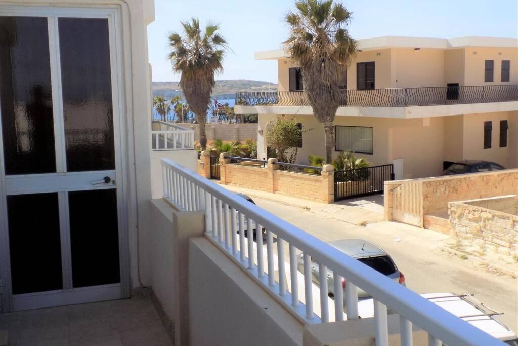 Sunshine Holiday Apartment 5 With Spectacular Seaviews St. Paul's Bay Exterior photo